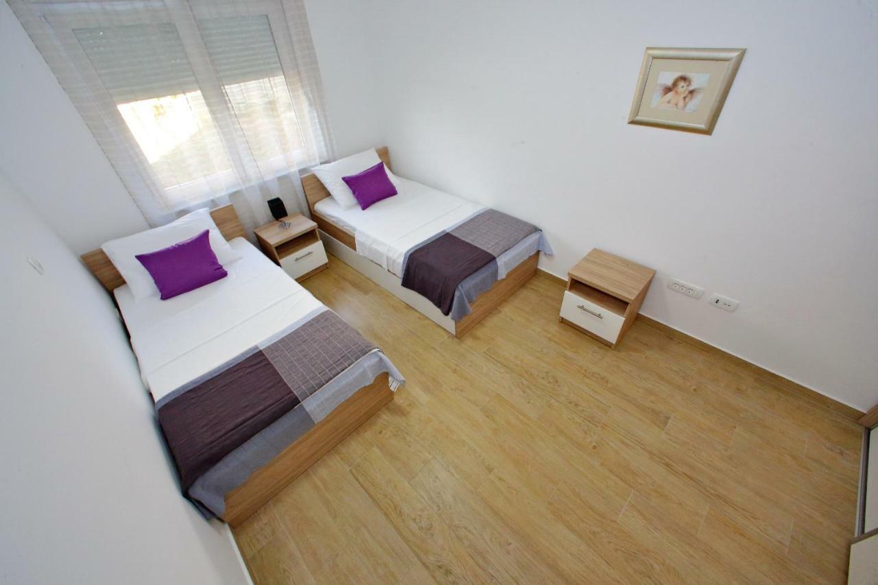 Luxury Apartments Sikiric_2 With Fantastic View On The Sea Bibinje Bagian luar foto